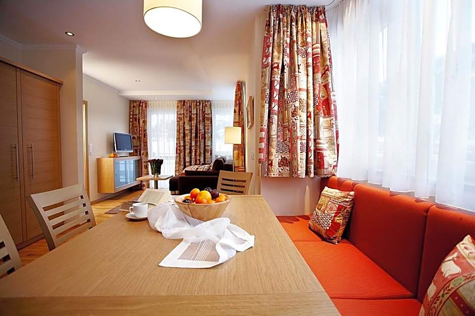 Sonnblick Apartments und Zimmer - Nationalpark Sommercard inklusive