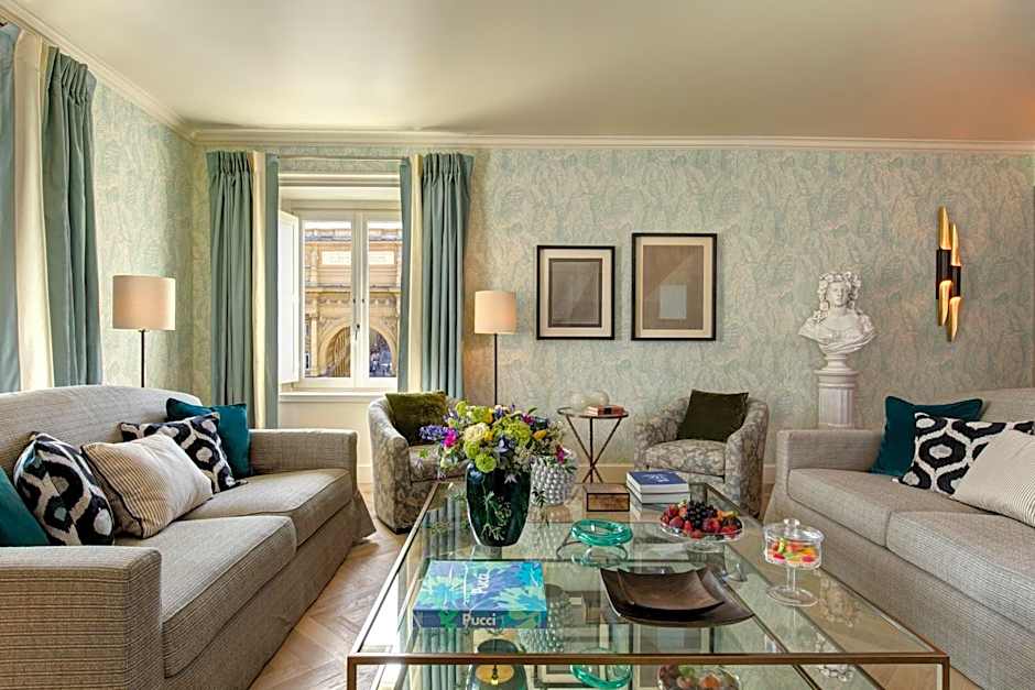 Hotel Savoy