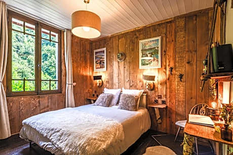 Double Room with Mountain View