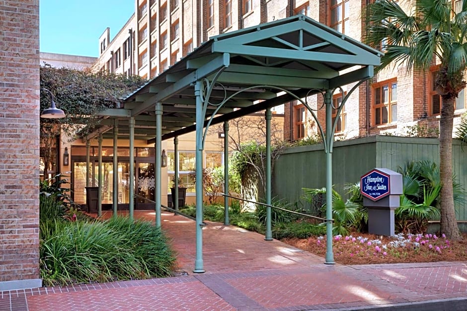 Hampton Inn By Hilton & Suites New Orleans-Convention Center