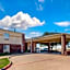 Comfort Inn & Suites Red Oak - Dallas Area