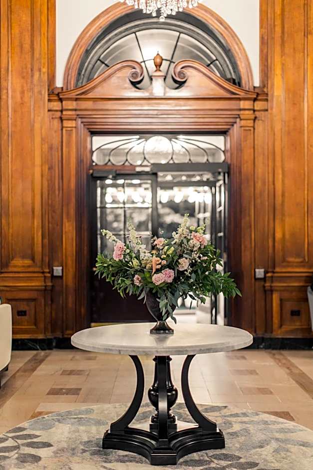 The Lord Nelson Hotel & Suites