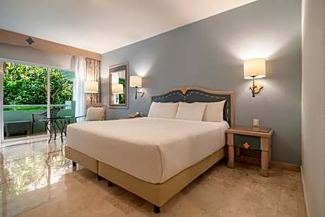 PREMIUM TROPICAL VIEW