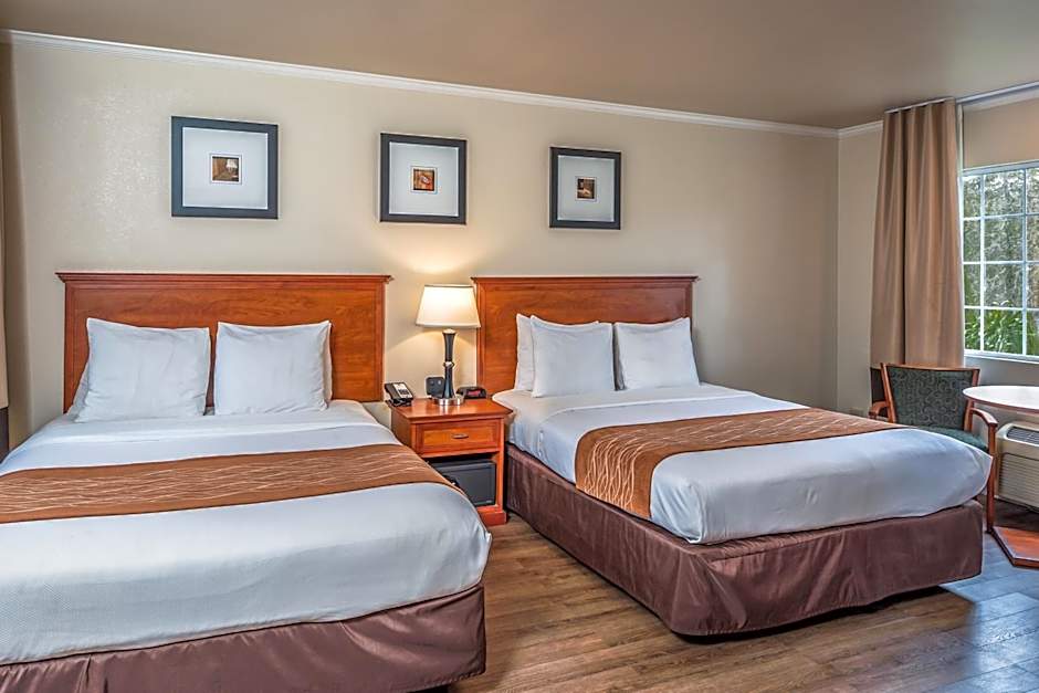 The Inn at 1252 Monterey
