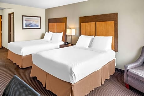 2 Queen Beds Nonsmoking Accessible