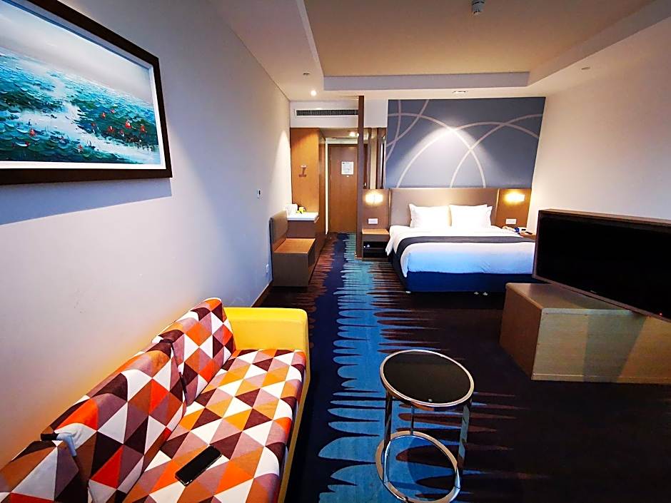 Holiday Inn Express Weihai Economic Zone By IHG