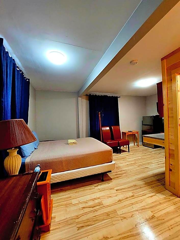 Photo 1 of 10 of 1 Bedroom Suite