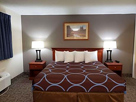 Large King Room - Non-Smoking