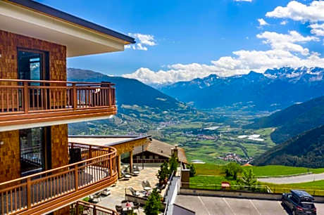 Panoramahotel Watles