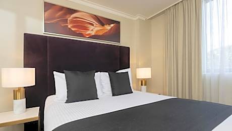 One-Bedroom Suite with Spa