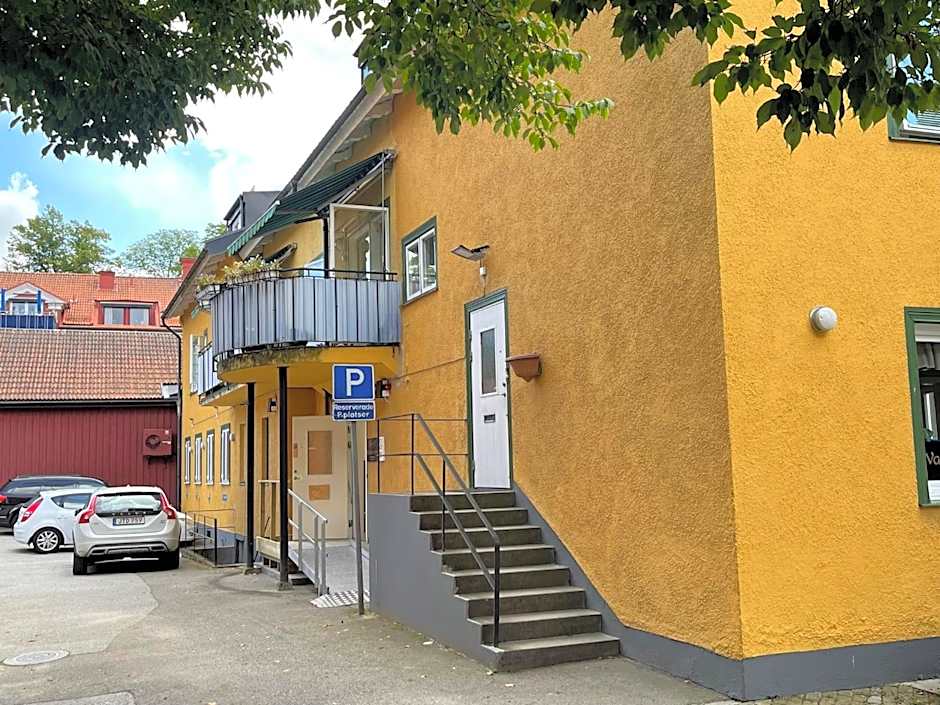 Bakgården Mariestad