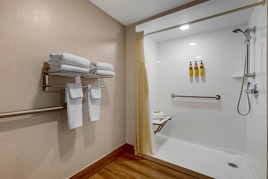 Best Western Plus GranTree Inn