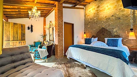 King Suite with Spa Bath