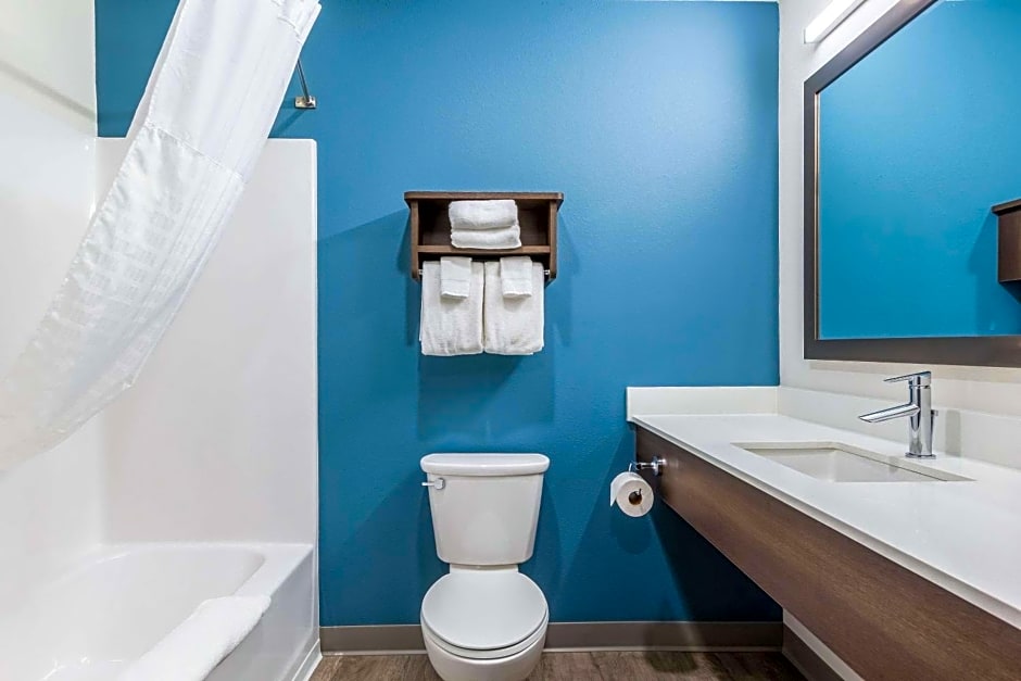 WoodSpring Suites Indianapolis Castleton