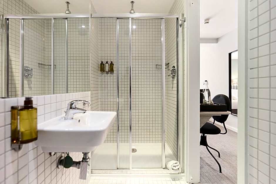 Prince William Hotel