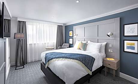 Premium King Room