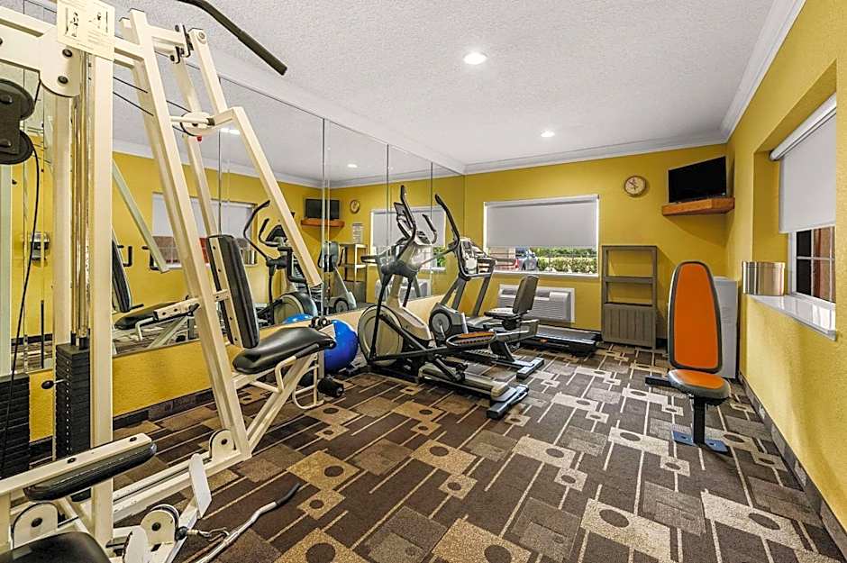 Quality Inn & Suites