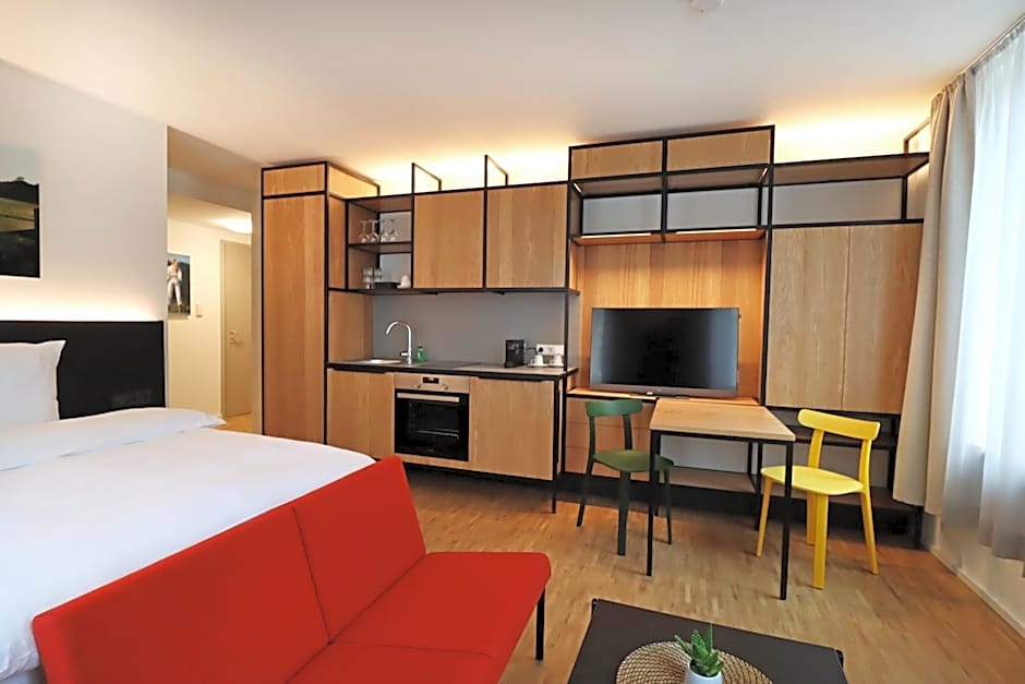 S12 - Boardinghouse by Hotel Trezor