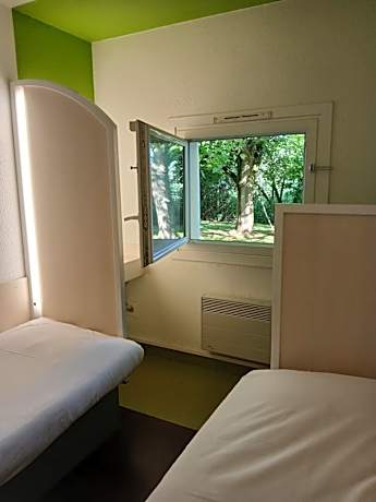 Twin Room with Shared Bathroom