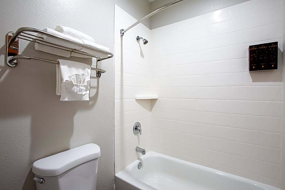 Wildflower Inn at Bell Rock