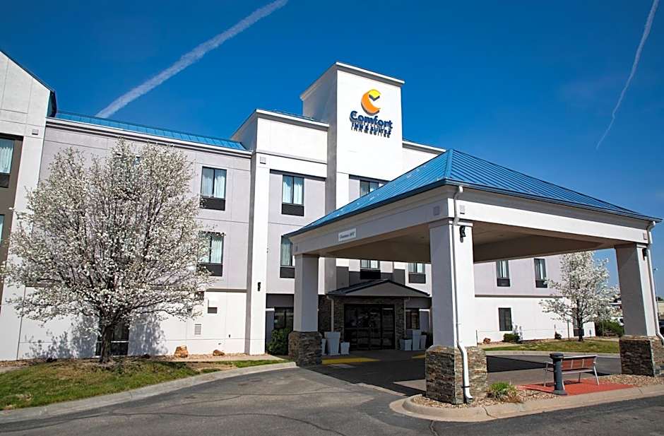 Comfort Inn & Suites Hutchinson