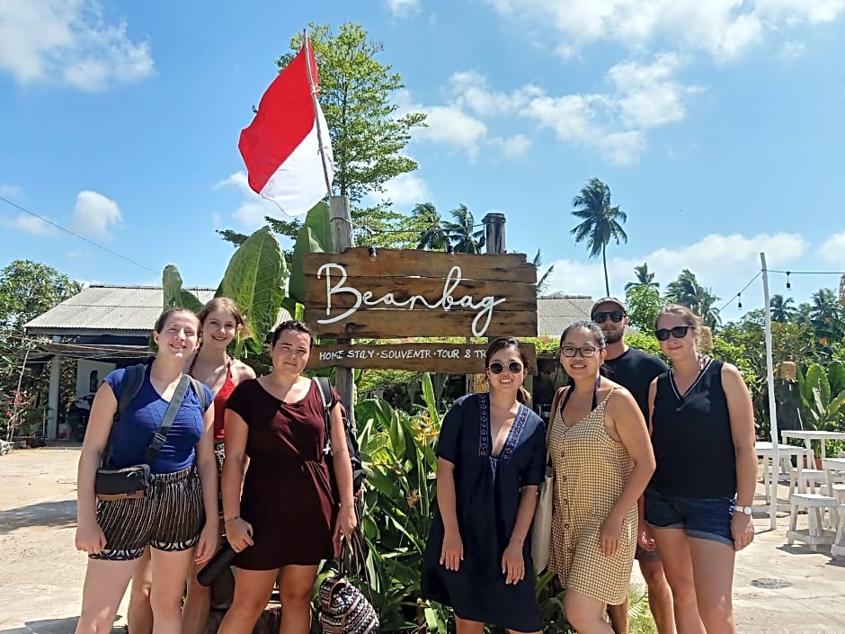 Beanbag Bintan Backpacker