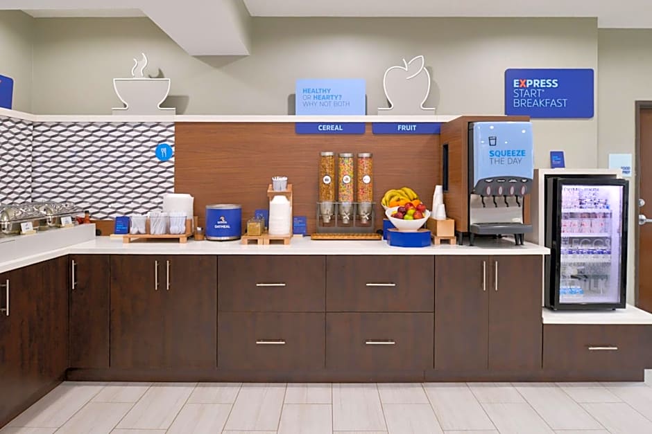 Holiday Inn Express Wixom By IHG