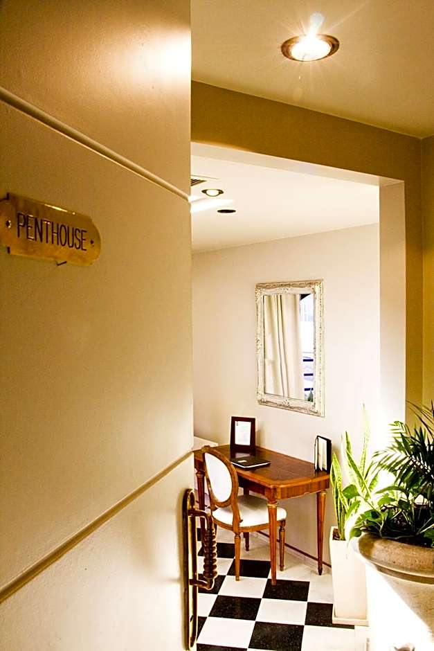 Ulises Recoleta Suites