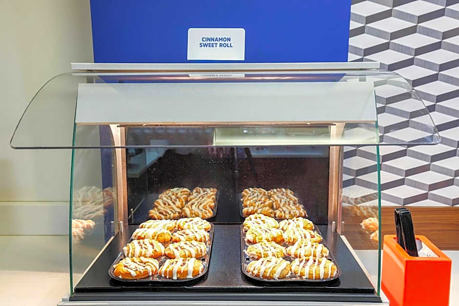 Holiday Inn Express Burlington By IHG