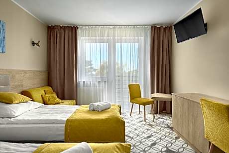 Standard Twin Room with Sofa