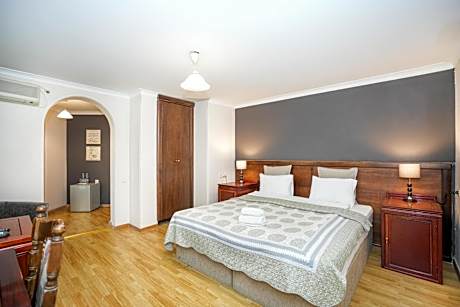 Standard Double or Twin Room with Balcony