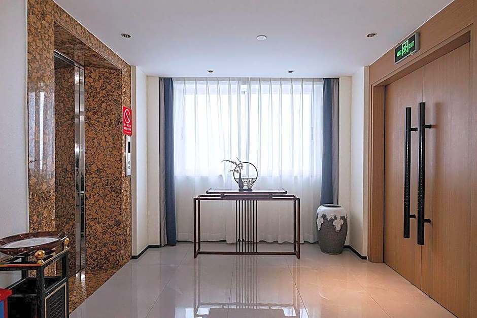 Zhongshan Louis Hotel