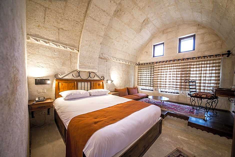 Harkasos Cave Hotel