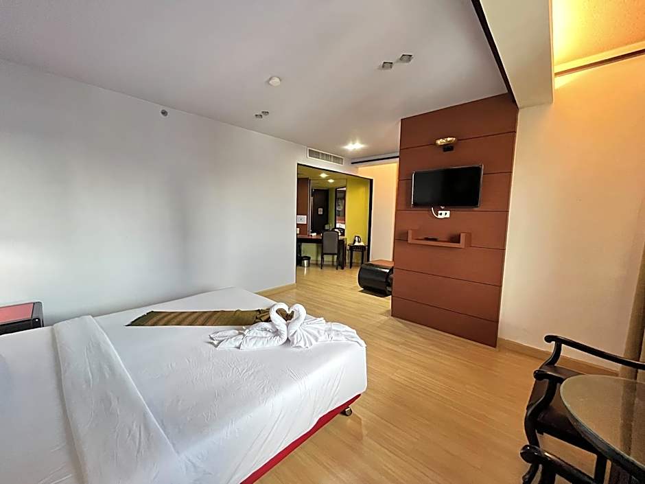 BP Grand Tower Hotel