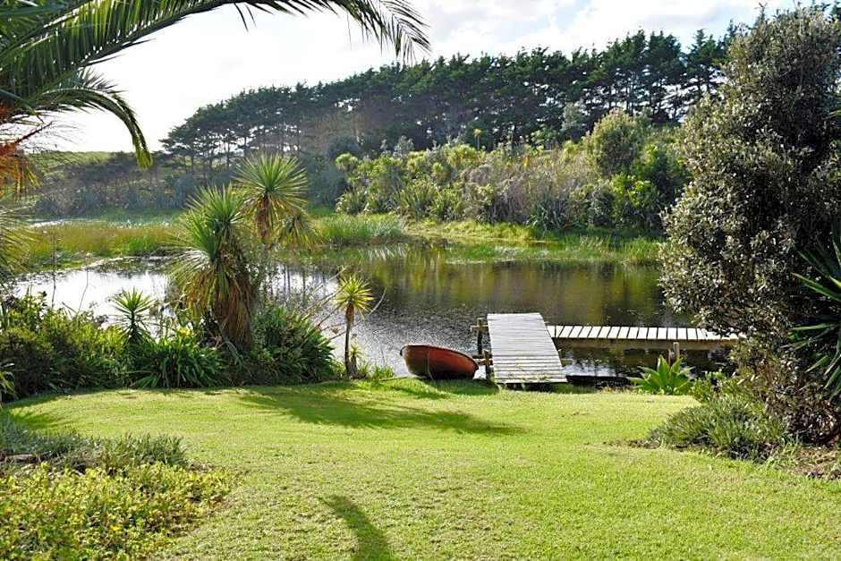 The Lakes - Kai Iwi Lakes Exclusive Retreat