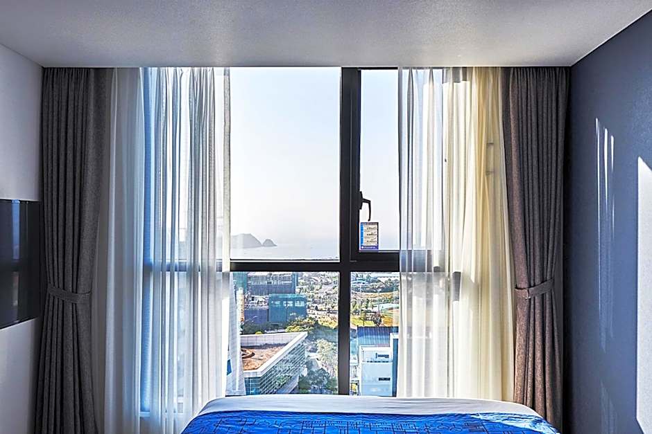 Jeju Pureun Hotel