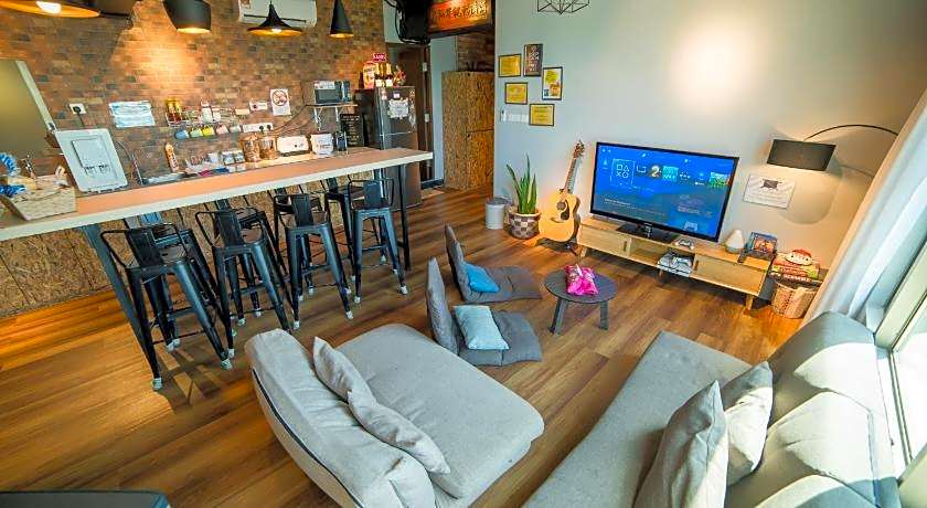 Homy Seafront Hostel