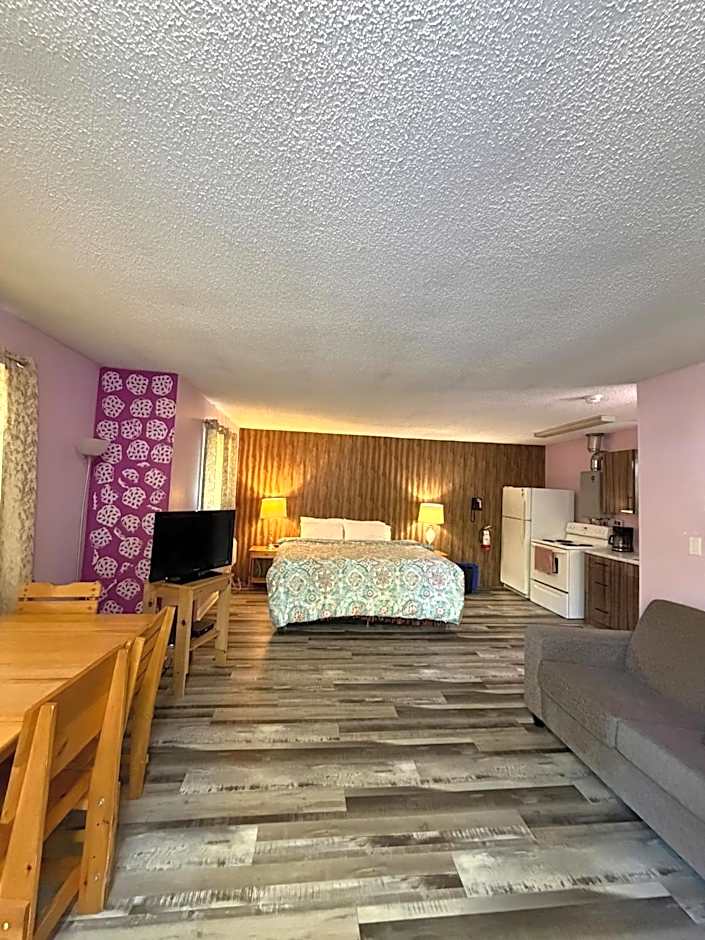 Photo 1 of 7 of Mini Suite, No Pets