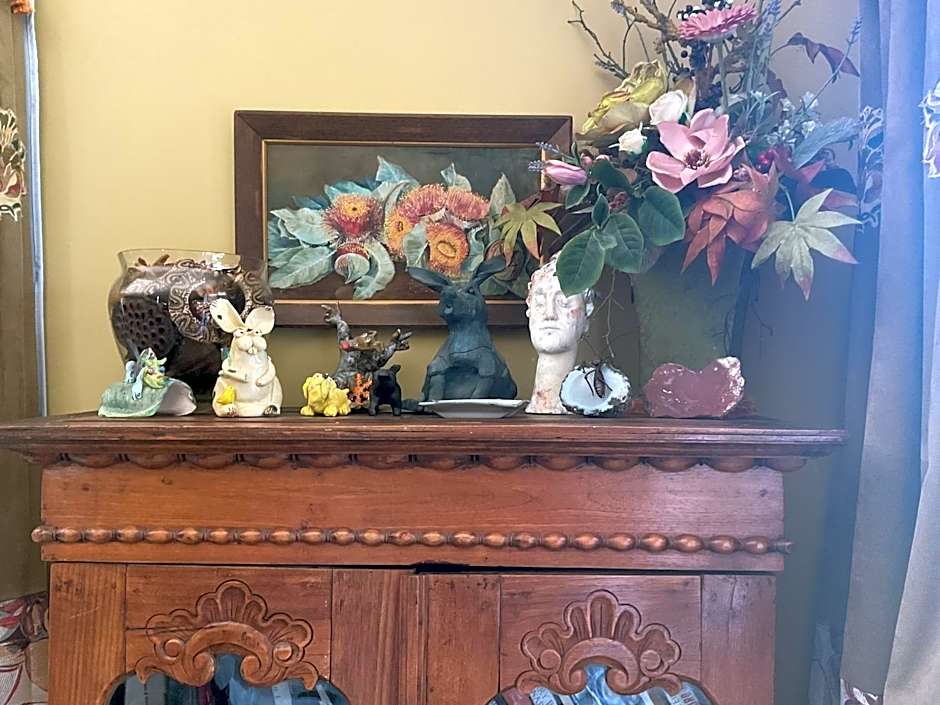 Redwood Valley B & B