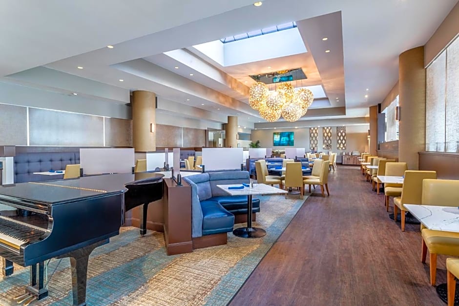 Crowne Plaza Los Angeles Harbor Hotel By IHG