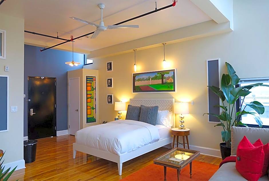 Photo 1 of 9 of Penthouse