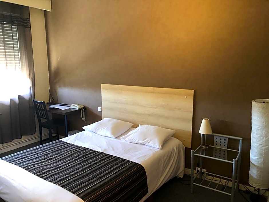 Adonis Lyon Est Hôtel Artys