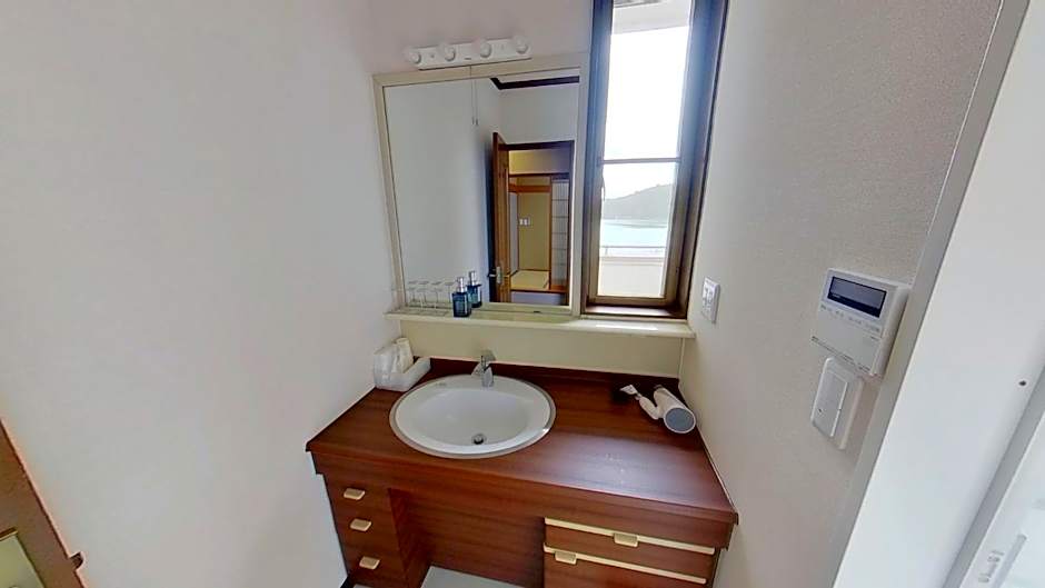 H,U,B Unzen - Vacation STAY 01672v