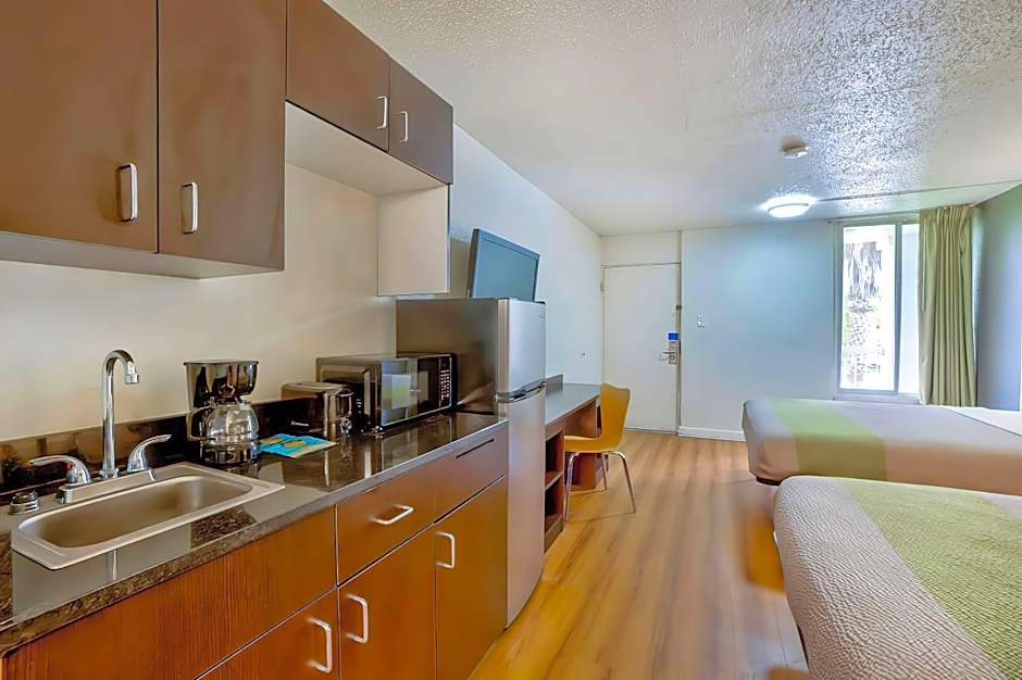 Studio 6 Gainesville, Fl