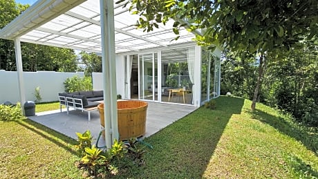 Pavilion Pha Leuang & Bungalows