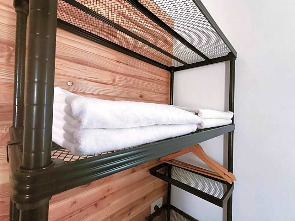 Nangkam Boutique Donsak