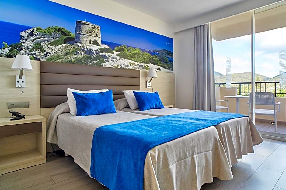 Invisa Hotel Club Cala Blanca