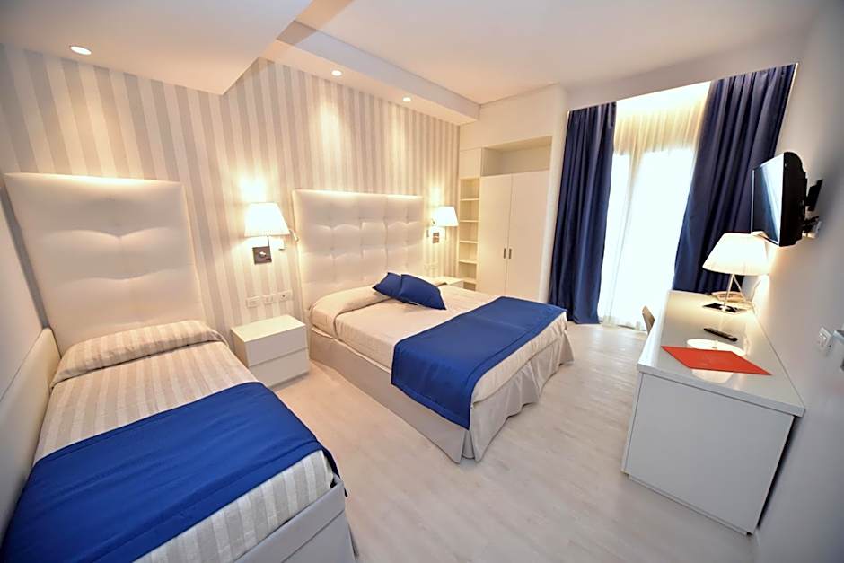 Hotel Fedora Riccione - FRONTE MARE