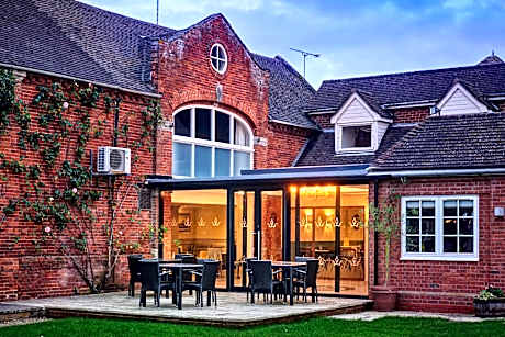 Kings Court Hotel