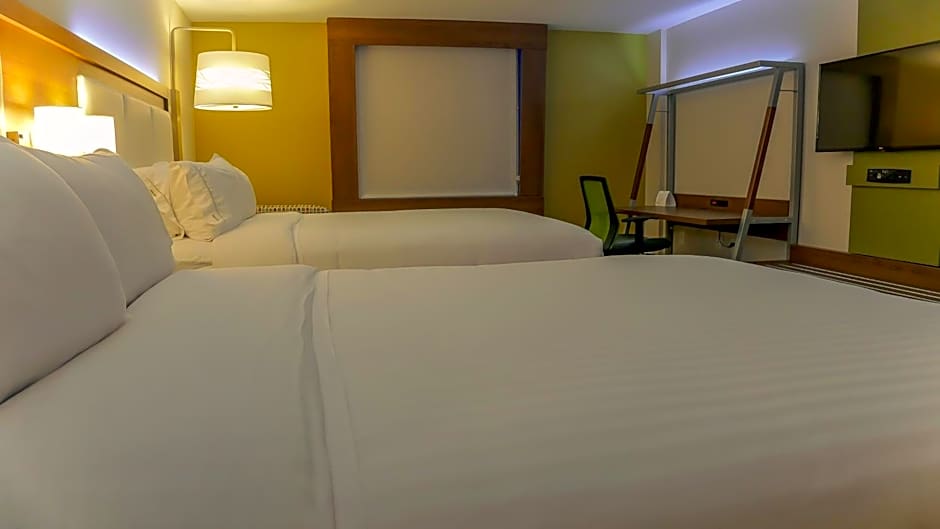 Holiday Inn Express & Suites Miami Airport By IHG